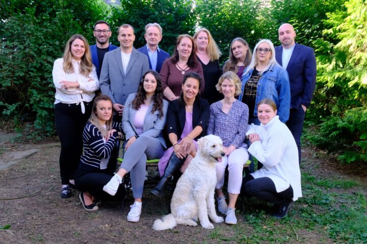 Team des aks Pflege- und Sozialdiensts