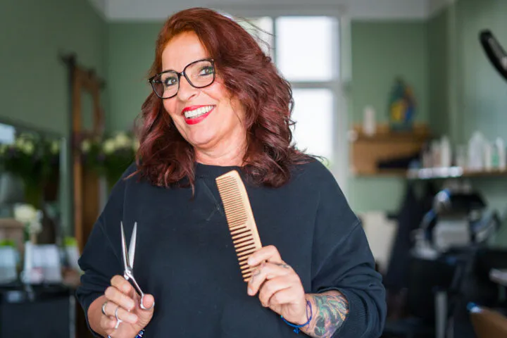 Friseurmeisterin Susanne Toramann in ihrem Salon