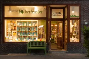 Außenansicht des Findorffer Bücherfensters in der Hemmstraße