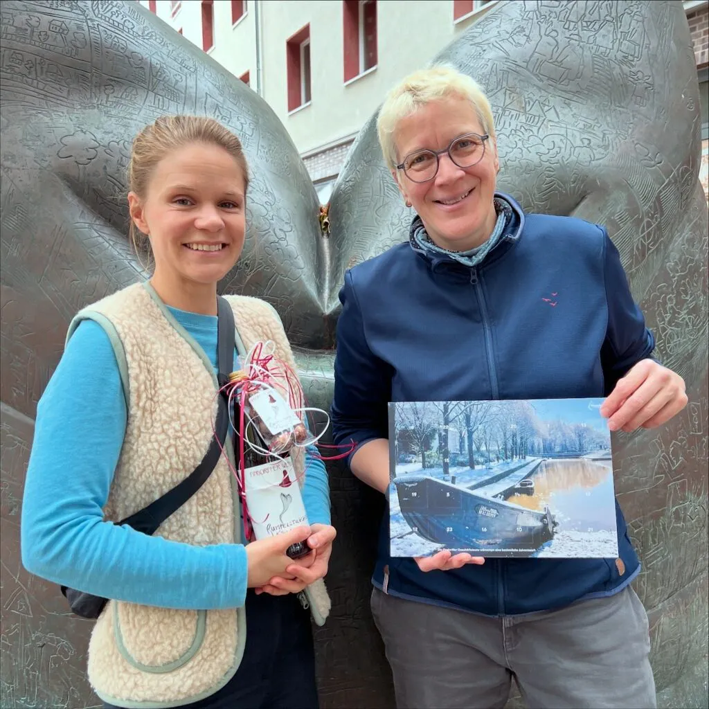 Die Gewinnerin des Fotowettbewerbs und die 